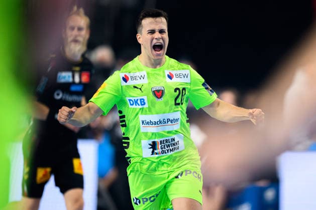 Cologne, Germany Handball EHF CL Final 4 Semi-Final SC Magdeburg Fuechse Berlin Tim Freihöfer Freihoefer Berlin Jubel Freude Emotion Torjubel Torschuetze Torschütze Koeln Lanxess Arena Nordrhein Westfalen Germany