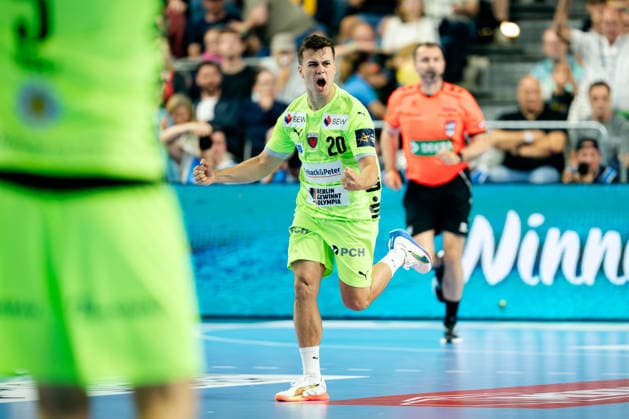 Cologne, 12 05 2026, Handball, Men, EHF Champions League Men 2025 26, Semi-final, SC Magedeburg Füchse Berlin Tim Freihöfer Füchse Berlin, 20 cheers after a goal