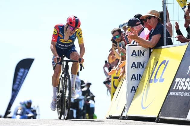 Tour Auvergne - Rhone-Alpes 2026 Stage 7 GRAND COLOMBIER, FRANCE - JUNE 13 : Ayuso Juan (ESP) of Lidl Trek during stage 7 of the 78th edition of Tour Auvergne - Rhone-Alpes an UCI World Tour 2.UWT cycling road race stage for Men Elite of 133.6 km with start in La Bridoire and finish in Grand Colombier on June 13, 2026 in Grand Colombier, France, 13 06 2026 ( Motordriver Guy De Vuyst - Grand Colombier France  Copyright: xVincentxKalutx
