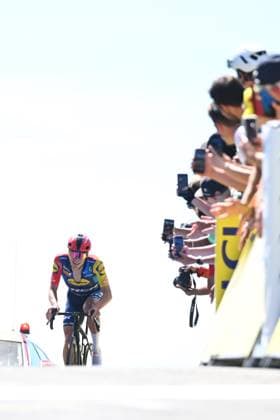 Tour Auvergne - Rhone-Alpes 2026 Stage 7 GRAND COLOMBIER, FRANCE - JUNE 13 : Ayuso Juan (ESP) of Lidl Trek during stage 7 of the 78th edition of Tour Auvergne - Rhone-Alpes an UCI World Tour 2.UWT cycling road race stage for Men Elite of 133.6 km with start in La Bridoire and finish in Grand Colombier on June 13, 2026 in Grand Colombier, France, 13 06 2026 ( Motordriver Guy De Vuyst - Grand Colombier France  Copyright: xVincentxKalutx