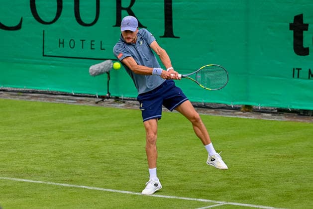 Raphael Collignon Belgium beats with his backhand TERRA WORTMANN Open 2026, Tennis, ATP 500, Tournament, Qualification, 13 06 2026, TERRA WORTMANN Open 2026, Tennis, ATP 500, Tournament, Qualification, 13 06 2026 Halle Copyright: xEibner-Pressefoto RobertxGertzenx EP_RGN