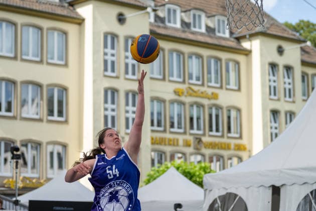 Ana Teresa Leal Faustino Team Goettingen, 54 pulls to the basket Innside 3x3 Circus, basketball, group phase, D Sports, 13 06 2026 Innside 3x3 Circus, basketball, group phase, D Sports, 13 06 2026 Duesseldorf Copyright: xEibner-Pressefoto ThomasxHaeslerx EP_THR