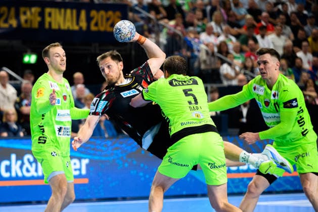 Cologne, Germany Handball EHF CL Final 4 Semi-Final SC Magdeburg Fuechse Berlin Albin Lagergren SC Magdeburg , Max Darj Berlin Cologne Lanxess Arena Nordrhein Westfalen Germany
