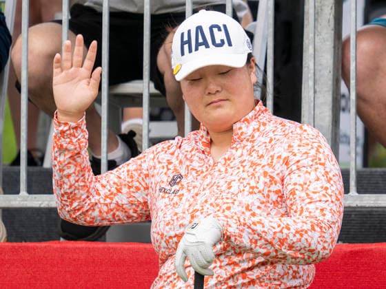 MIDLAND, MI - JUNE 13: Angel Yin waves to the crowd during round three of the LPGA, Golf Damen Dow Championship on June 13, 2026, at Midland Country Club in Midland, Michigan. (Photo by Joseph Weiser Icon Sportswire) GOLF: JUN 13 LPGA Dow Championship EDITORIAL USE ONLY Icon2606130063