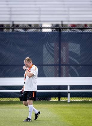 KANSAS CITY - Netherlands coach Ronald Koeman during a training session of the Dutch national team, Nationalteam at the KC Current Training Facility, on June 13, 2026, in Kansas City. For the Dutch national team, the World Cup begins with a match against Japan. KOEN VAN WEEL ANP xVIxANPxSportx xxANPxIVx 560909766 originalFilename: 560909766.jpg