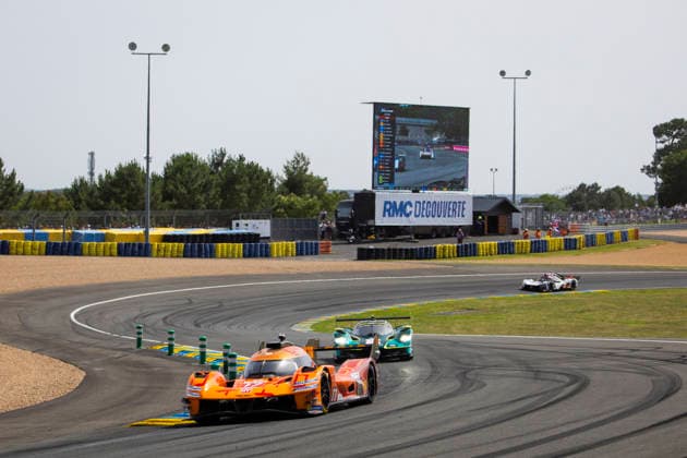 24 HEURES DU MANS 2026 - RACE - SATURDAY 17 LOTTERER AndrÃ (ger), DERANI Pipo (bra), JAUBERT Mathys (fra), Genesis Magma Racing, Genesis GMR-001 17, Hypercar, action during the 24 Hours of Le Mans 2026, 3rd round of the 2026 FIA World Endurance Championship, on June 13, 2026 on the Circuit des 24 Heures du Mans in Le Mans, France - Le MansFrance  Copyright: xJULIENxDELFOSSEx