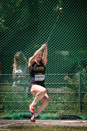 MANNHEIM, GERMANY - JUNE 13, 2026 : Clara Hegemann (GER LG Stadtwerke Muenchen) competing in the women’s U20 hammer throw during the Juniorengala 2026 at Michael-Hoffmann-Stadion on June 13, 2026 in Mannheim, Germany. Baden-Wuerttemberg Germany Copyright: xAxelxKohringx