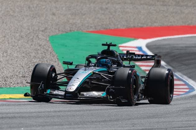 Foto IPP Enrico Schiavi Barcellona - Montmelò 13-06-2026 Formula 1 - F1 Gran Premio di Barcelona-Catalunya 2026 FP3 nella foto: George Russell - Mercedes-AMG PETRONAS Formula One Team Barcellona - Montmelò italy SPAGNA ITALY  Copyright: xR4924_italyphotopressx