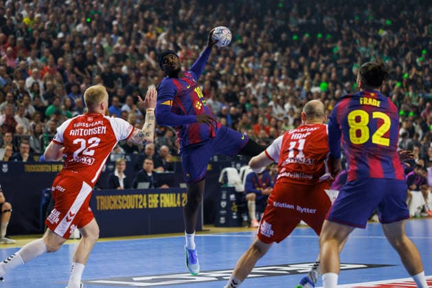 Dika MEM FC Barcelona Barca, 10 scores a goal, action, goal throw GER, Aalborg Handbold vs FC Barcelona, handball, TruckScout24 EHF FINAL4 2026, semi-final, match time 2025 2026, 13 06 2026, GER, Aalborg Handbold vs FC Barcelona, handball, TruckScout24 EHF FINAL4 2026, semi-final, match time 2025 2026, 13 06 2026, Cologne Copyright: xEibnerxPressefoto OliverxSchmidtx EP_OST