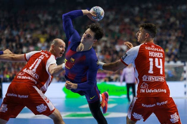 Domen MAKUC FC Barcelona Barca, 35 scores a goal, action, goal throw GER, Aalborg Handbold vs FC Barcelona, handball, TruckScout24 EHF FINAL4 2026, semi-final, match time 2025 2026, 13 06 2026, GER, Aalborg Handbold vs FC Barcelona, handball, TruckScout24 EHF FINAL4 2026, semi-final, match time 2025 2026, 13 06 2026, Cologne Copyright: xEibnerxPressefoto OliverxSchmidtx EP_OST