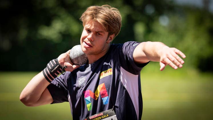 MANNHEIM, GERMANY - JUNE 13, 2026 : Simon Kunkel (GER USC Mainz) competing in the men’s U20 shot put during the Juniorengala 2026 at Michael-Hoffmann-Stadion on June 13, 2026 in Mannheim, Germany. Baden-Wuerttemberg Germany Copyright: xAxelxKohringx