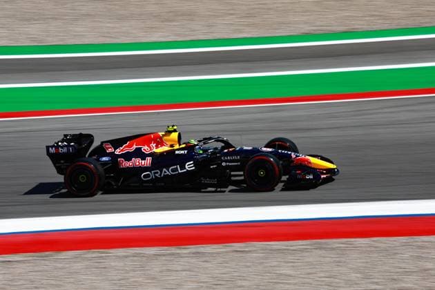 06 HADJAR Isack fra , Red Bull Racing Ford RB22, action during the Formula 1 Barcelona Catalunya Grand Prix 2026, 7th round of the 2026 Formula One World Championship from June 12 to 14, 2026 on the Circuit de Barcelona Catalunya, in Montmelo, Spain Photo Hoch Zwei Montmelo Spain