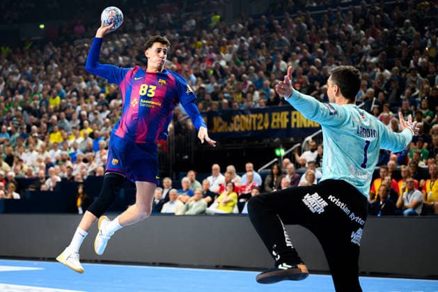 Cologne, Germany Handball EHF CL Final 4 Semifinal Aalborg Handbold Barca v li Ian Torrebejano Barcelona , Niklas Landin Aalborg Cologne Lanxess Arena Nordrhein Westfalen Germany