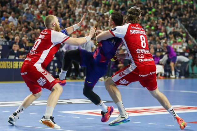 Cologne 13.06.2026. Pilka reczna EHF Liga Mistrzow sezon 2025 26 final4 mecz: Aalborg Handbold - Barca --- Handball EHF Champions League season 2025 26 final4 match: Aalborg Handbold - Barca nz Makuc Domen Fot. Kacper Staniec NEWSPIX.PL --- newspix.pl 
