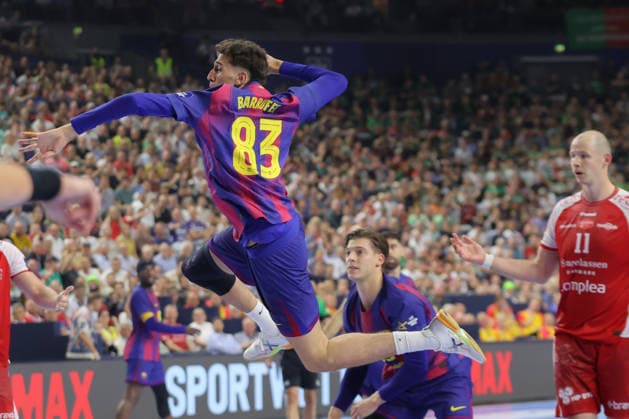 13 06 2025, xtgx, handball, EHF Champions League semi-final, Aalborg Handbold FC Barcelona v l Ian Barrufet Barcelona, 83 throws goal, goal scorer, scores goal, scores the goal Koeln