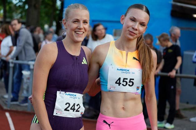 13 06 2026 Athletics Merck Laufgala Pfungstadt TSV stadium with top runs here 800m run two runners under 2 minutes No. 242 Majtie KOLBERG LG Kreis Ahrweiler in 1 58 67 min and No. 455 Ziva Remic Slovenia 2009 in 1 59 64 min Pfungstadt Hessen Germany