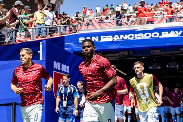 FIFA World Cup, WM, Weltmeisterschaft, Fussball 2026 - Group B - Qatar vs Switzerland Switzerland s Breel Embolo, center, and Remo Freuler, left, arrive prior to the FIFA World Cup 2026 group stage match Qatar against Switzerland, in San Francisco, USA, 13 June 2026. San Francisco United States  Copyright: xPETERxKLAUNZERx