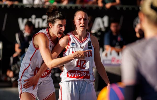 BASKETBALL - FIBA 3x3 World Tour VIENNA,AUSTRIA,13.JUN.26 - BASKETBALL - FIBA 3x3 World Tour. Image shows Anja Fuchs-Robetin and Sigrid Koizar (AUT).  GEPAxpictures xEdgarxEisner