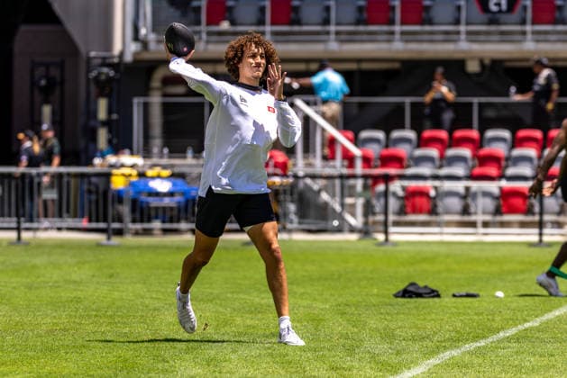 June 13, 2026, Washington, District Of Columbia, USA: DC Defenders quarterback MIKE DILIELLO (12) throws a pass during warmups prior to the UFL 2026 United Bowl game between the Louisville Kings and D.C Defenders at Audi Stadium in Washington, D.C on Jun 13th, 2026. Washington USA - ZUMAa220 20260613_znp_a220_037 Copyright: xIsraelxAntax