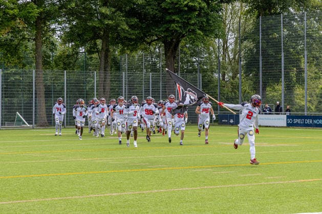 13 06 2026 American Football German Football League 2026 Kiel Baltic Hurricanes Düsseldorf Panther Kiel in green, Düsseldorf in white Entrance of the Düsseldorf Panther in Kiel Kiel Kilia Stadium, Hasseldieksdammer Schleswig Holstein Germany