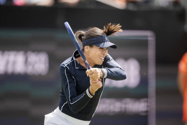 Libema Open Ajla Tomljanovic of Australia plays a backhand against Robin Montgomery of the United States during their WTA, Tennis Damen Singles Semifinal match at the Libema Open at Autotron s-Hertogenbosch in s-Hertogenbosch, Netherlands, on June 13, 2026. S-Hertogenbosch Netherlands  Copyright: xAndyxAstfalckx originalFilename:astfalck-libemaop260613_npcMn.jpg
