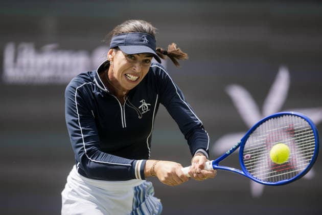 Libema Open Barbora Krejcikova of the Czech Republic waits for a serve from Magda Linette of Poland during their WTA, Tennis Damen Singles Semifinal match at the Libema Open at Autotron s-Hertogenbosch in s-Hertogenbosch, Netherlands, on June 13, 2026. S-Hertogenbosch Netherlands  Copyright: xAndyxAstfalckx originalFilename:astfalck-libemaop260613_np9Zt.jpg