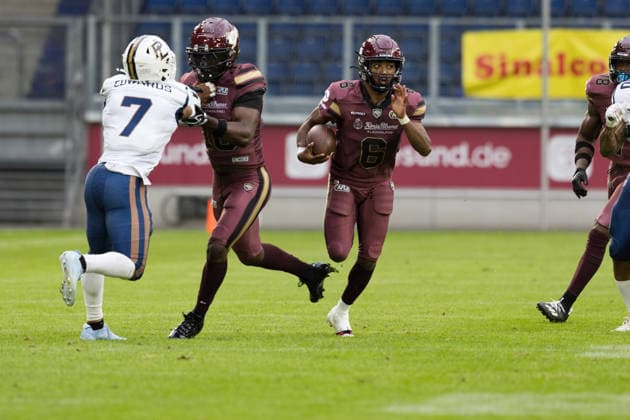 6 Kaylon Geiger (Wide Receiver) Rhein Fire run after catch the ball. Rhein Fire vs Paris Lights, American Football, American Football League Europe, WEEK 4, 2026, 13.06.2026, Duisburg Schauinsland-Reisen-Arena Germany Copyright: xFootxBowl ChristopherxMettkenx
