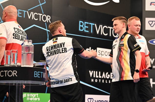 13 06 2026, xhbx, Dart World Cup of Darts 2026, v l Martin Schindler Germany , Ricardo Pietreczko Germany cheers after the end of the match DFL DFB REGULATIONS PROHIBIT ANY USE OF PHOTOGRAPHS as IMAGE SEQUENCES and or QUASI VIDEO Frankfurt