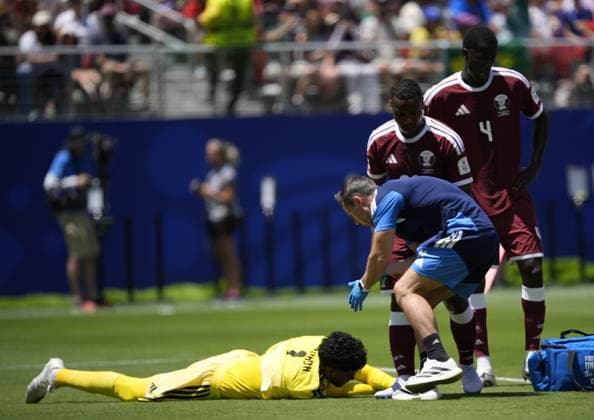Qatar v Switzerland - FIFA World Cup, WM, Weltmeisterschaft, Fussball 2026 - Group B SANTA CLARA, UNITED STATES - JUNE 13: Mahmoud Abunada of Qatar lies on the ground during the 2026 FIFA World Cup First Stage Group B match between Qatar and Switzerland at Levi’s Stadium (San Francisco Bay Area Stadium) in Santa Clara, California, United States on June 13, 2026. Tayfun Coskun Anadolu California United States. Editorial use only. Please get in touch for any other usage.  Copyright: x2026xAnadoluxTayfunxCoskunx