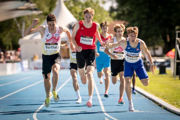 MANNHEIM, GERMANY - JUNE 13, 2026 : Lucas Barthel (BEL Belgium), Theo Hielscher (GER TSV 1860 Stralsund), Peter Csikos (SVK Slovakia) competing in the men’s U20 800m final during the Juniorengala 2026 at Michael-Hoffmann-Stadion on June 13, 2026 in Mannheim, Germany. Baden-Wuerttemberg Germany Copyright: xAxelxKohringx