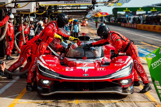 24 HEURES DU MANS 2026 - RACE - SATURDAY 07 CONWAY Mike (gbr), KOBAYASHI Kamui (jpn), DE VRIES Nyck (nld), Toyota Racing, Toyota TR010 Hybrid 07, Hypercar, action during the 24 Hours of Le Mans 2026, 3rd round of the 2026 FIA World Endurance Championship, on June 13, 2026 on the Circuit des 24 Heures du Mans in Le Mans, France -  Copyright: xAndreaxLorenzinax