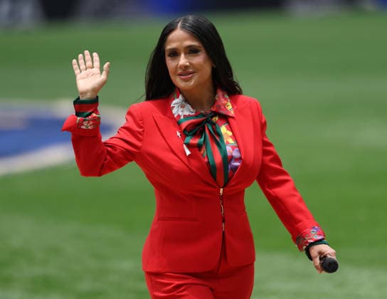 MEXICO CITY, MEXICO - JUNE 11: Salma Hayek performs in the Opening Ceremony before the FIFA World Cup, WM, Weltmeisterschaft, Fussball 2026 Group A match between Mexico and South Africa at Mexico City Stadium on June 11, 2026 in Mexico City, Mexico.  Copyright: xMBxMediax