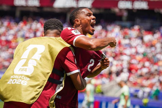 USA Soccer FIFA World Cup 2026 Group B Switzerland vs Qatar Levi™s Stadium Santa Clara, California Goal and celebration for the 1-1 equalizer shortly before the end of the match by Boualem Khoukhi Qatar, 16 Joy, emotion, jubilation for Pedro Miguel Qatar, 2 Copyright: xJOERANxSTEINSIEKx