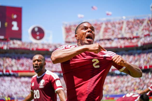 USA Soccer FIFA World Cup 2026 Group B Switzerland vs Qatar Levi™s Stadium Santa Clara, California Goal and goal celebration for the 1 1 equalizer shortly before the end of the match by Boualem Khoukhi Qatar, 16 Joy, emotions, cheers Pedro Miguel Qatar, 2 Facial expression, facial expression, emotionGesture, gesture Copyright: xJOERANxSTEINSIEKx