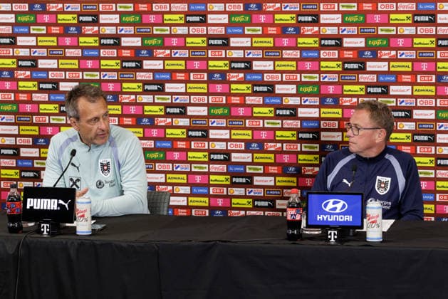 FOOTBALL - FIFA World Cup, WM, Weltmeisterschaft, Fussball 2026, preview SANTA BARBARA,CALIFORNIA,USA,13.JUN.26 - FOOTBALL - FIFA World Cup 2026, USA, Mexico, Canada, preview, OEFB, Oesterreichischer Fussball-Bund, press conference, PK, Pressekonferenz team AUT. Image shows press officer Thomas Trukesitz and head coach Ralf Rangnick (AUT).  GEPAxpictures xArminxRauthner