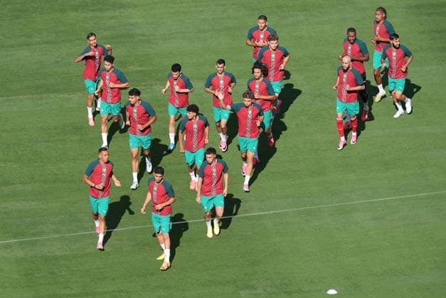 Morocco players warm up Brazil v Morocco, 2026 FIFA World Cup, WM, Weltmeisterschaft, Fussball Group C, Football, New York New Jersey Stadium, East Rutherford, New Jersey, USA - 13 Jun 2026East Rutherford New York New Jersey Stadium New Jersey (NJ) United States of America EDITORIAL USE ONLY No use with unauthorised audio, video, data, fixture lists, club league logos or live services. Online in-match use limited to 120 images, no video emulation. No use in betting, games or single club league player publications.  Copyright: xIsmaelxAdnan Shutterstockx 16924266c