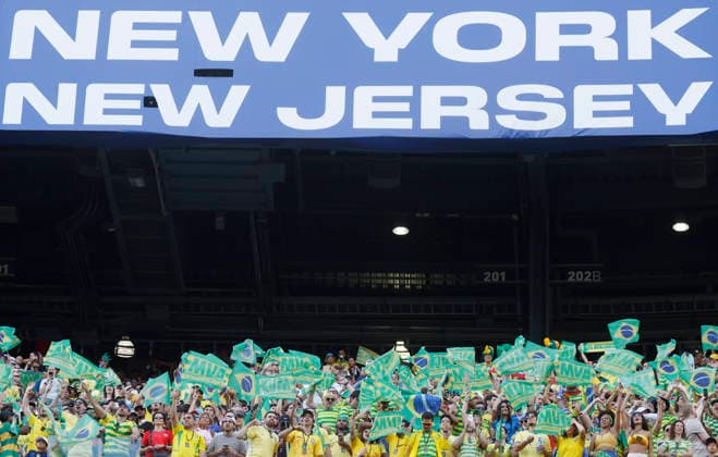 Fans of Brazil show their support before the start of a FIFA World Cup, WM, Weltmeisterschaft, Fussball match between Brazil and Morocco at MetLife Stadium in East Rutherford, New Jersey, on Saturday, June 13, 2026.  NYP20260613908 JOHNxANGELILLO