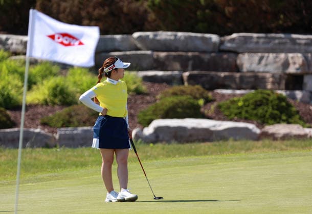 Dow Championship Midland, MI - JUNE 13: Yuna Hishimura of Japan waits on the 18th green during the third round of the Dow Championship at Midland Country Club on June 13, 2026 in Midland, Michigan. Midland Michigan United States  Copyright: xAmyxLemusx originalFilename:lemus-dowchamp260613_npFOc.jpg