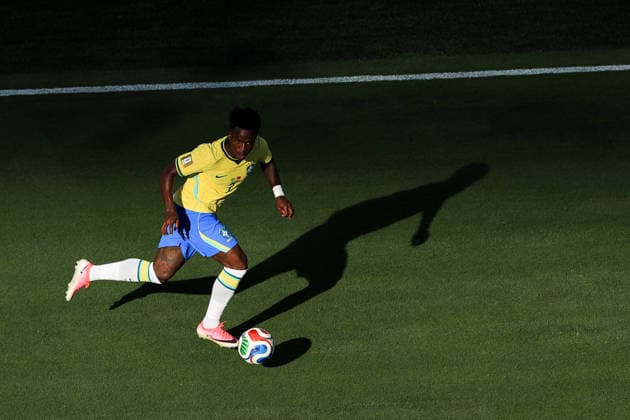 Fußball FIFA Fussball-Weltmeisterschaft Gruppe C Brasilien gegen Marokko 13. Juni 2026 FIFA Fussball-Weltmeisterschaft Gruppe C Brasilien gegen Marokko Vinicius Junior aus Brasilien in der Abendsonne Foto Simon Stacpoole Abseits New Jersey USA  Copyright: xSimonxStacpoolexOffside