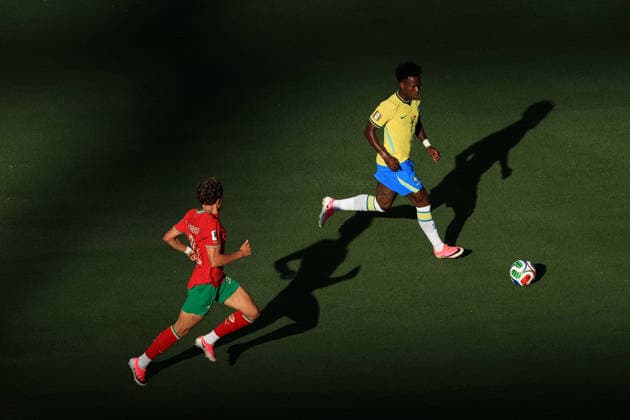 Fußball FIFA Fussball-Weltmeisterschaft Gruppe C Brasilien gegen Marokko 13. Juni 2026 FIFA Fussball-Weltmeisterschaft Gruppe C Brasilien gegen Marokko Vinicius Junior aus Brasilien in der Abendsonne Foto Simon Stacpoole Abseits New Jersey USA  Copyright: xSimonxStacpoolexOffside