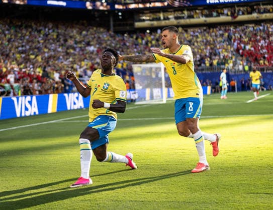Vinicius Junior of Brazil (L) celebrates after scoring the team s first goal during a FIFA Men’s World Cup 2026 Group Stage football match between Brazil and Morocco at New York New Jersey Stadium, in East Rutherford on June 13th 2026 (Photo by Ricardo Nogueira SPP)  Copyright: xRicardoxNogueira SPPx Sportspressphoto_SPR165863