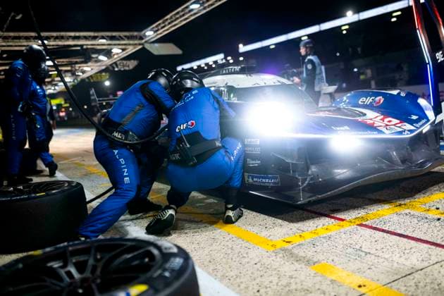 24 HEURES DU MANS 2026 - RACE - SUNDAY 36 MAKOWIECKI FrÃ dÃ ric (fra), GOUNON Jules (fra), MARTINS Victor (fra), Alpine Endurance Team, Alpine A424 36, Hypercar, pitstop, arrÃªt aux stands during the 24 Hours of Le Mans 2026, 3rd round of the 2026 FIA World Endurance Championship, on June 14, 2026 on the Circuit des 24 Heures du Mans in Le Mans, France - Le MansFrance  Copyright: xFabrizioxBoldonix