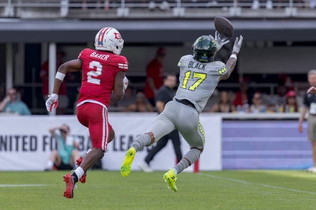 June 13, 2026, Washington, D.C, U.S: Louisville Kings wide receiver Tarik Black (17) reaches for a pass during the United Bowl UFL Championship game at Audi Field, Washington, D.C. UFL 2026 - United Bowl -Kings 27:20 Defenders  - ZUMAs304 20260613_zaf_s304_005 Copyright: xScottxStuartx