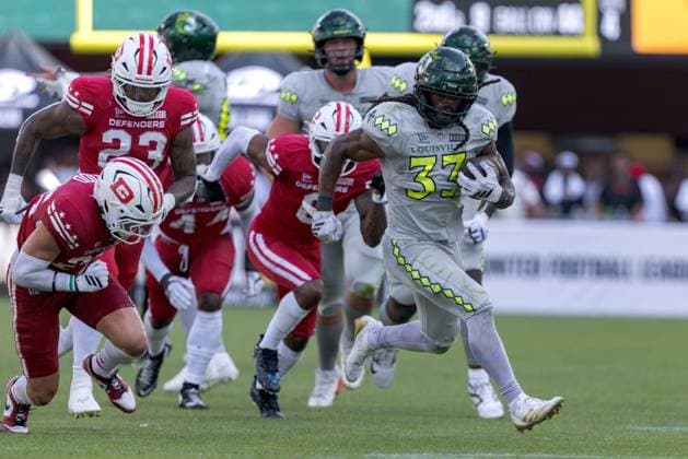 June 13, 2026, Washington, D.C, U.S: Louisville Kings running back Ian Wheeler (33) runs away from the pack for a touchdown during the United Bowl UFL Championship game at Audi Field, Washington, D.C. UFL 2026 - United Bowl -Kings 27:20 Defenders  - ZUMAs304 20260613_zaf_s304_013 Copyright: xScottxStuartx
