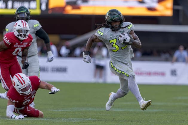 June 13, 2026, Washington, D.C, U.S: Louisville Kings running back Ian Wheeler (33) runs away for a touchdown during the United Bowl UFL Championship game at Audi Field, Washington, D.C. UFL 2026 - United Bowl -Kings 27:20 Defenders  - ZUMAs304 20260613_zaf_s304_031 Copyright: xScottxStuartx