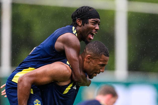 260614 Anthony Elanga and Isak Hien of the Swedish national football team at a training session during day 3 of the FIFA World Cup 2026 on June 14, 2026 in Monterrey Photo Petter Arvidson BILDBYRAN kod PA PA1232 fotboll football soccer fotball vm fotbolls vm fotball vm fotbolls vm 2026 fifa world cup 2026 träning practice training sverige sweden sverige a day 3 bbeng  Copyright: PETTERxARVIDSON BB260614PA029
