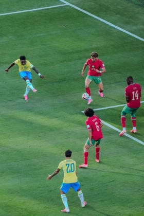 Vinicius Junior of Brazil (L) shoots for goal during a FIFA Men’s World Cup 2026 Group Stage football match between Brazil and Morocco at New York New Jersey Stadium, in East Rutherford on June 13th 2026 (Photo by Alexandra Fechete SPP)  Copyright: xAlexandraxFechete SPPx Sportspressphoto_SPR165932