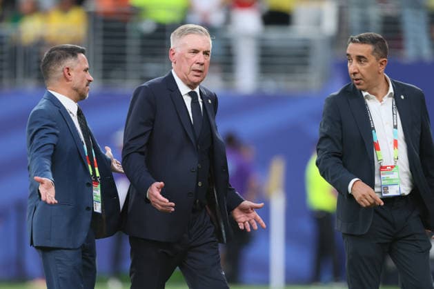 Brazil v Morocco: Group C - FIFA World Cup, WM, Weltmeisterschaft, Fussball 2026 Rodrigo Caetano, Carlo Ancelotti, Head Coach of Brazil and Fabio Seixas react after the FIFA World Cup 2026 Group C match between Brazil and Morocco at New York New Jersey Stadium on June 13, 2026 in East Rutherford, United States. WARNING! This Photograph May Only Be Used For Newspaper And Or Magazine Editorial Purposes. May Not Be Used For Publications Involving 1 player, 1 Club Or 1 Competition Without Written Authorisation From Football DataCo Ltd. For Any Queries, Please Contact Football DataCo Ltd on +44 (0) 207 864 9121 East Rutherford New York New Jersey Stadium NJ United States Copyright: xAllstarxPicturexLibraryxLtdx