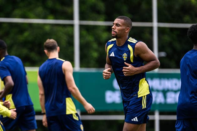 260614 Isak Hien of the Swedish national football team at a training session during day 3 of the FIFA World Cup 2026 on June 14, 2026 in Monterrey Photo Petter Arvidson BILDBYRAN kod PA PA1232 fotboll football soccer fotball vm fotbolls vm fotball vm fotbolls vm 2026 fifa world cup 2026 träning practice training sverige sweden sverige a day 3 bbeng  Copyright: PETTERxARVIDSON BB260614PA036