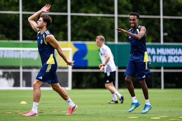 260614 Besfort Zeneli and Taha Ali of the Swedish national football team at a training session during day 3 of the FIFA World Cup 2026 on June 14, 2026 in Monterrey Photo Petter Arvidson BILDBYRAN kod PA PA1232 fotboll football soccer fotball vm fotbolls vm fotball vm fotbolls vm 2026 fifa world cup 2026 träning practice training sverige sweden sverige a day 3 bbeng  Copyright: PETTERxARVIDSON BB260614PA037